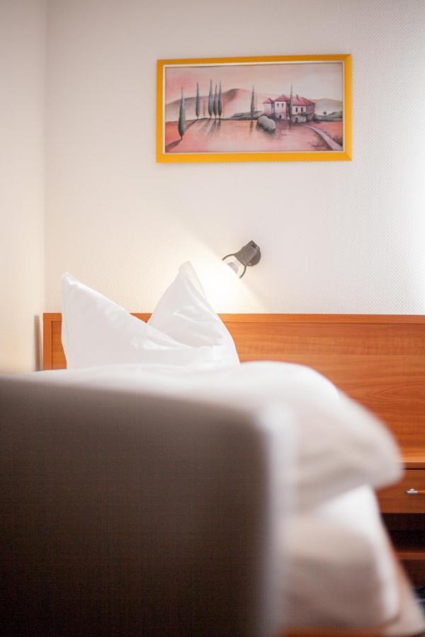 Tm Hotel Dortmund Airport Holzwickede Exteriör bild